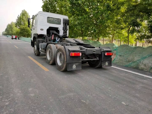 Σινοτρούκ Χρησιμοποιούμενο και Τρακτέρ Τροχαίο ρυμουλκούμενο 6*4 με χειροκίνητο κιβώτιο μετάδοσης