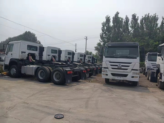 Χρησιμοποιούμενο Sinotruk HOWO Tractor Truck Head με πιστοποίηση ISO ασφαλείς πληρωμές