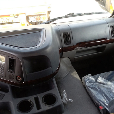 Το πιο κοινό Custom Made Sinotruk Truck Tractor Head με τμήματα συστήματος ελέγχου φρένων