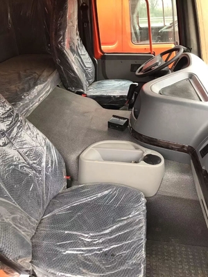 Πιστοποιημένο ISO 10 τροχούς 6*4 Sinotruck HOWO Χρησιμοποιημένο φορτηγό απορριμμάτων 10 Τεχνηφόρο φορτηγό 30 τόνων