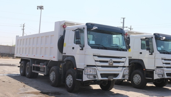 Χειροκίνητο κιβώτιο μετάδοσης Sinotruk 6X4 RC Truck Tipper 60ton Dump Truck με υπόστρωμα Hova